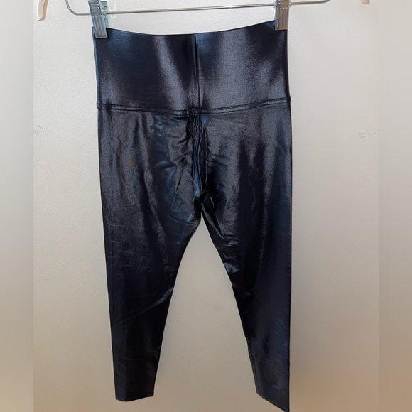NWOT Carbon38 high rise full length legging in Takara shine. - Picture 5 of 11